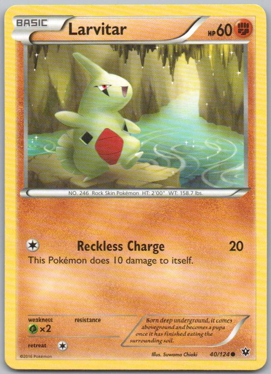 Larvitar 040 Normal Fighting Card - Fates Collide